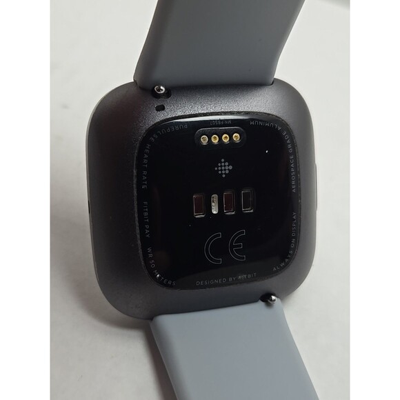 Fitbit Versa 2 Smartwatch Gray 40mm Alexa WR50M Always On Display W/ Charger - Picture 10 of 12
